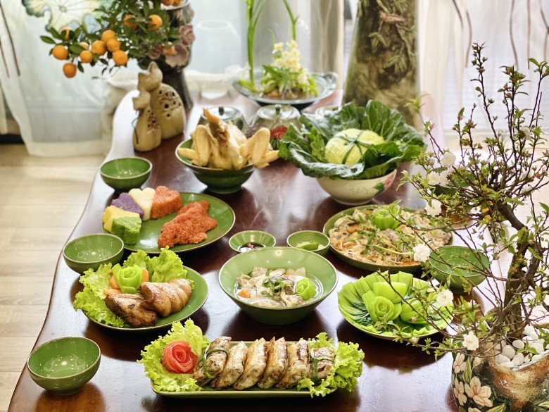 Chị em chia sẻ mâm cỗ Tết đặc sắc ngập mạng xã hội, mỗi nhà một vẻ không ai giống ai - 10