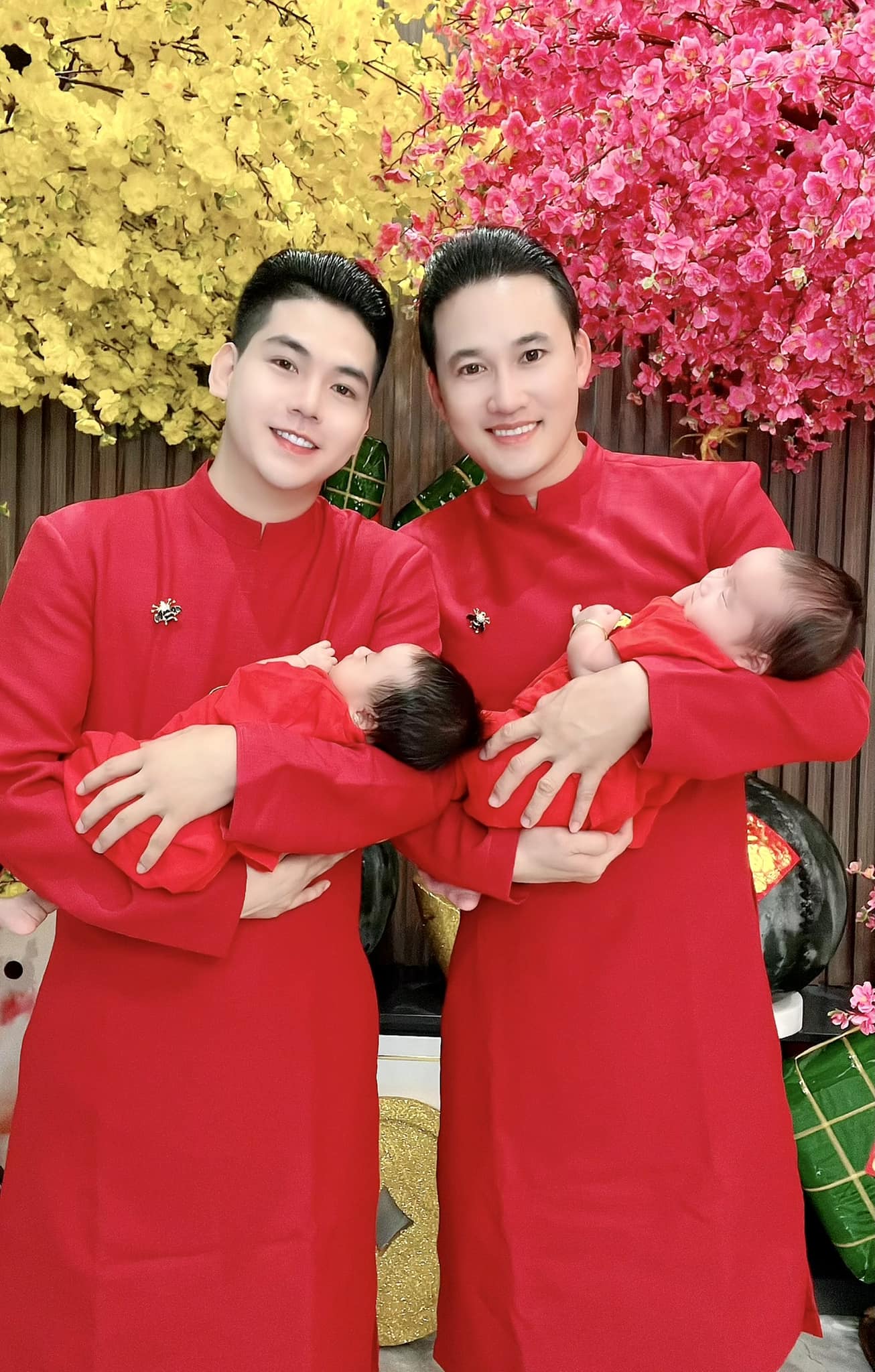 Hà Trí Quang vượt qua “miệng đời”, sống hạnh phúc bên bạn trai và 2 con song sinh - 2