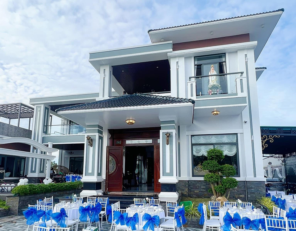 Hà Trí Quang vượt qua “miệng đời”, sống hạnh phúc bên bạn trai và 2 con song sinh - 4