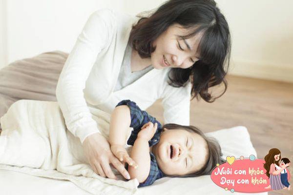 Cô giáo gửi hình con gái đang ngủ ở trường, mẹ thành tiếng khi nhìn thấy hành động đáng yêu và lợi ích của nó - 6