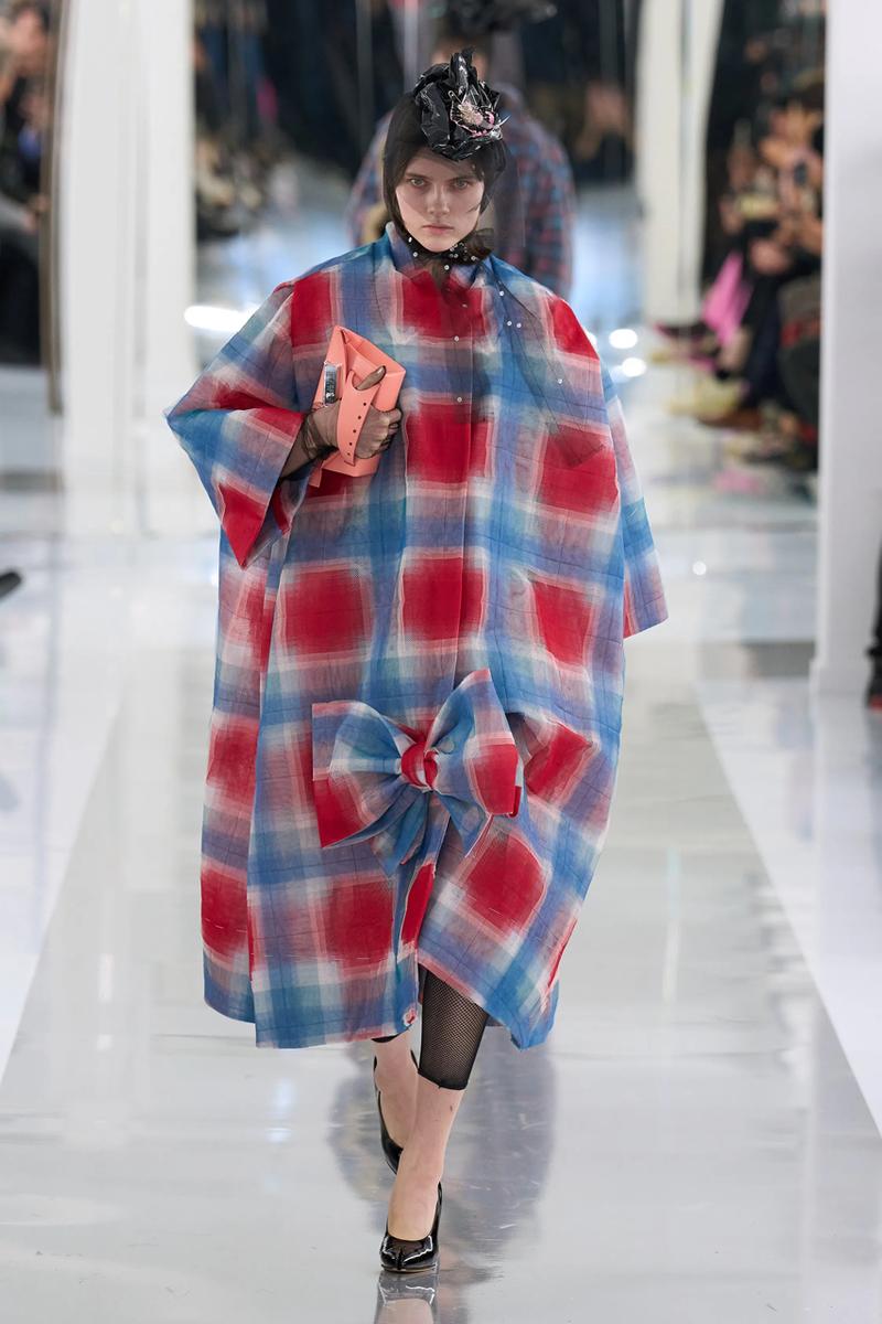 Sự ma mị, cổ điển đẹp phát mê của nhà mốt Margiela trong Tuần lễ thời trang Paris - 9