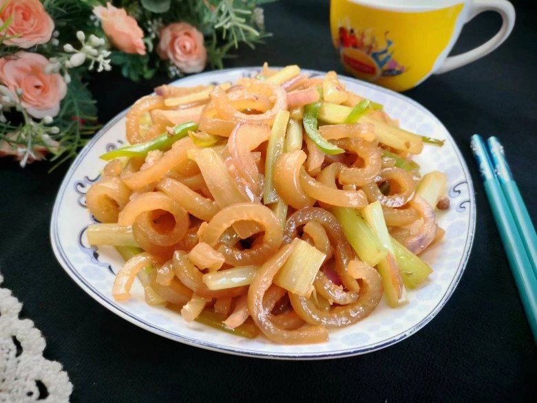 Bộ phận này của lợn nhiều người vứt bỏ thực ra rất ngon, giá lại rẻ ăn vào đẹp da các chị em mê mẩn - 7