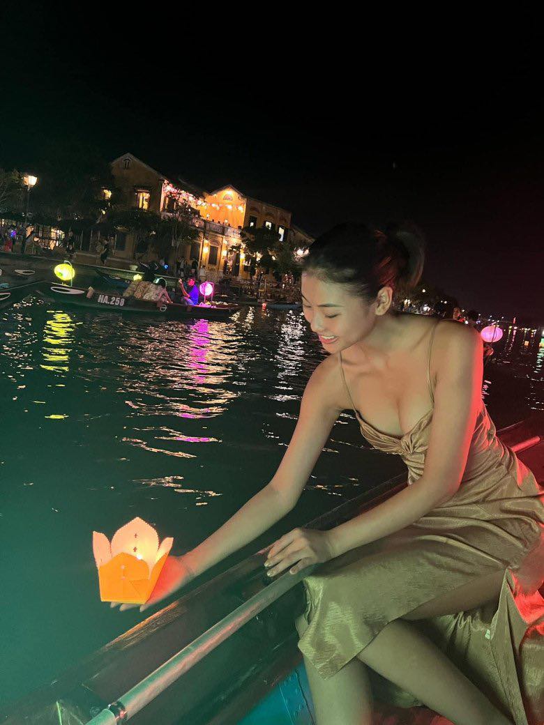 Người đẹp quê Nam Định "cao tay" mặc váy lụa - 7