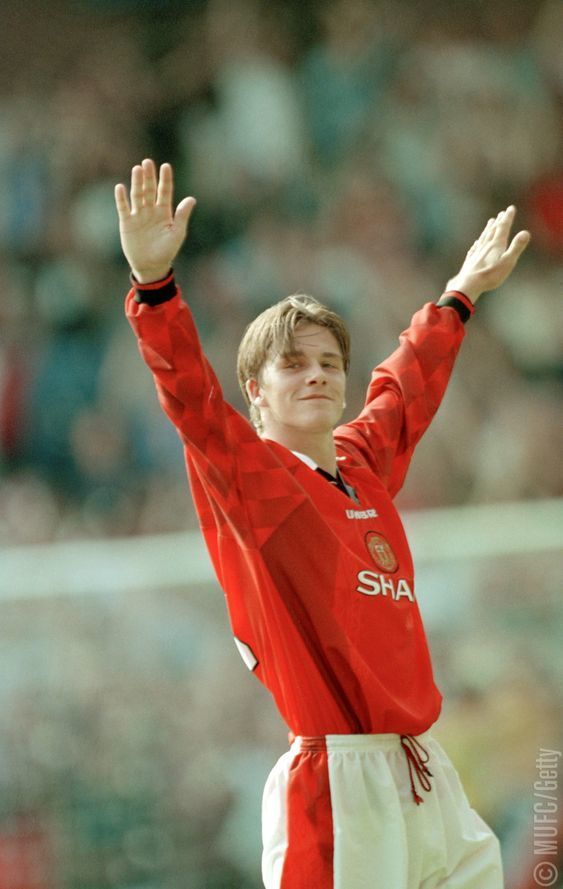 David Beckham U50 quá điển trai, hút ánh nhìn trong tiệc cưới dù chỉ là phù rể - 5