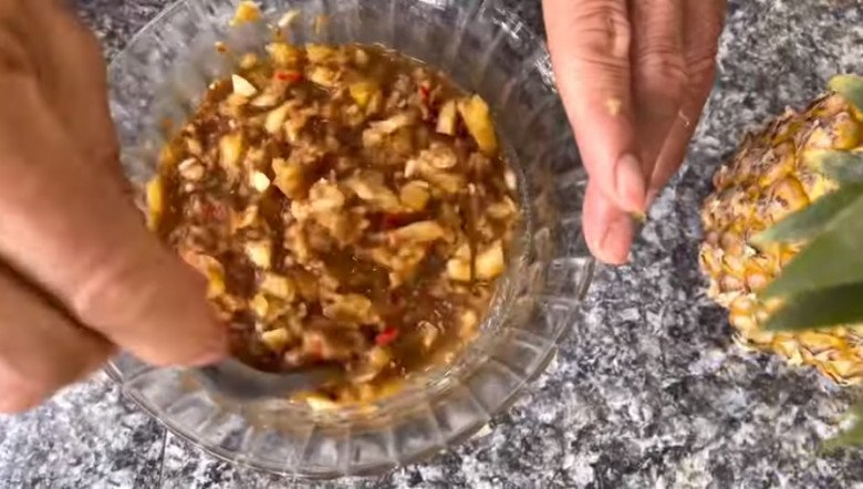 Nam diễn viên 50 tuổi chưa vợ làm món ăn tuổi thơ có tên &#34;độc lạ&#34;, dân mạng xem mà nuốt nước miếng ừng ực - 10