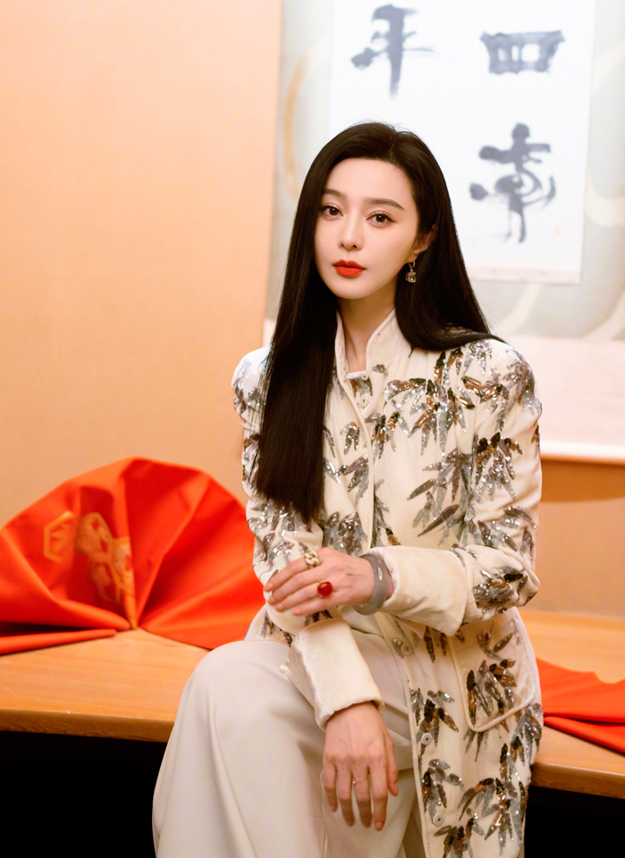 Sau scandal trốn thuế 3 ngàn tỷ, Phạm Băng Băng đóng cảnh ân ái trong phim mới - 5