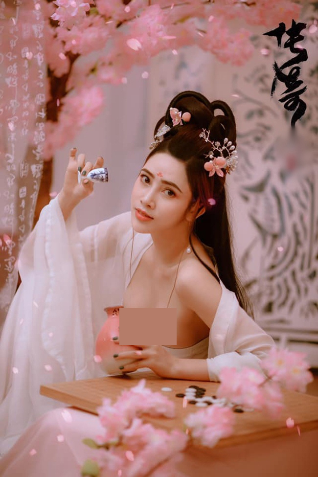 "Vợ cụ trẻ Đoành" từng đi thi hoa hậu, ngoài đời mặc sang chảnh trên sân “môn nhà giàu” - 3