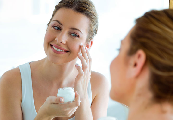 Cách hiệu quả nhất để làm phẳng đường rãnh cười già nua - 2