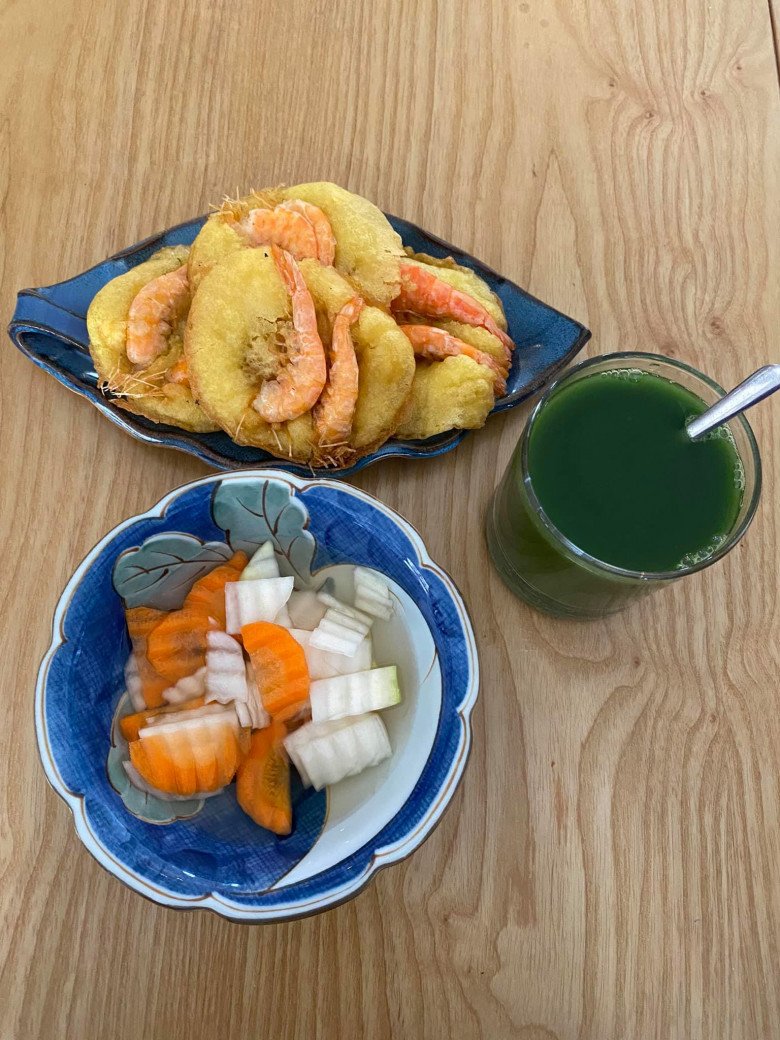 &#34;Vợ anh Núi&#34; chia sẻ chuyện nấu ăn cùng 4 người đàn ông gây tò mò, ngoài đời cực đảm làm MC Đan Lê phải nể - 17