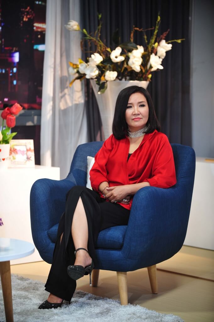 4 "mẹ chồng quốc dân" trong phim Việt: Xử lý "tiểu tam" giúp con dâu khiến ai cũng nể - 5