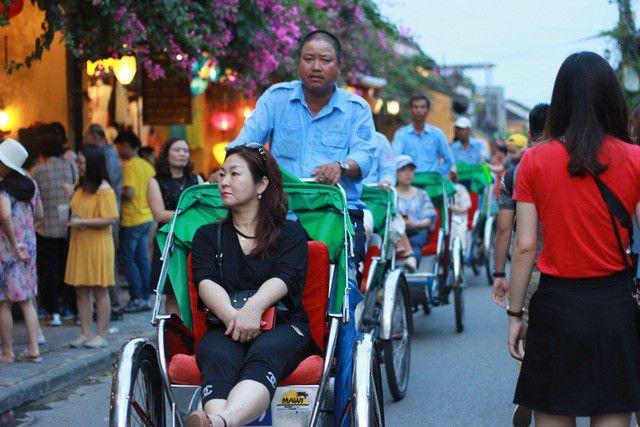 Nóng tuần qua: Diễn biến bất ngờ của giá xe Vision sau Tết Nguyên đán - 1