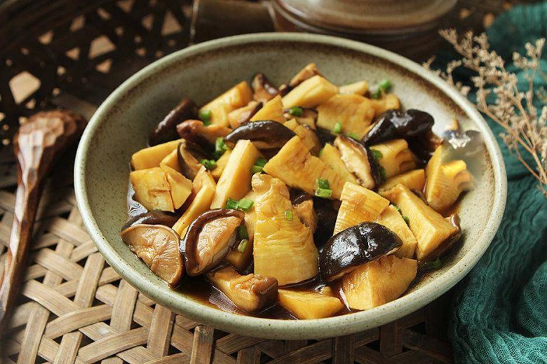 Thời tiết ẩm ương nấu ngay 7 món kho đậm đà, ai chán ăn cũng muốn nếm ngay lập tức - 1