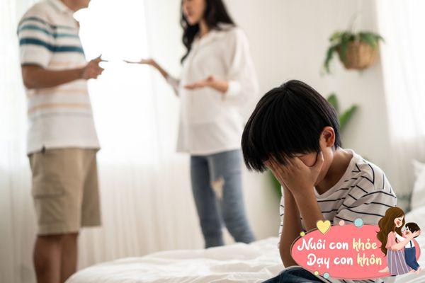 Con gái 5 tuổi thích gặm móng tay, sau khi khám xong BS nghiêm mặt nói với mẹ: Chị hãy ly hôn đi - 4