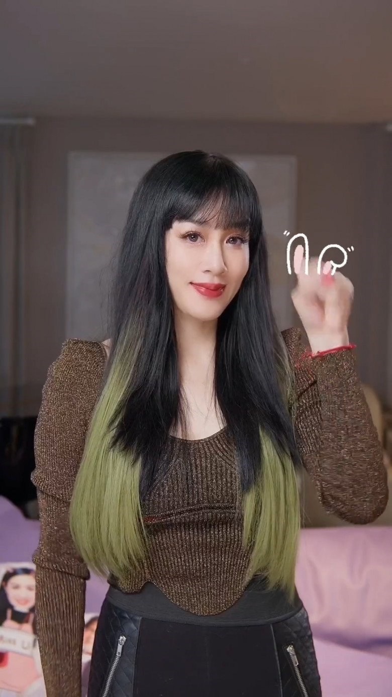 Mỹ nhân gốc Việt làm mẹ 3 con sau 2 đời chồng, 53 tuổi dạy con khéo lại trẻ đẹp khiến bạn trai kém 12 tuổi mê tít - 8