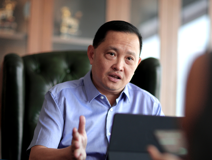 Đại gia vừa bị "bán nhầm" 5 triệu cổ phiếu sở hữu tài sản thế nào? - 1