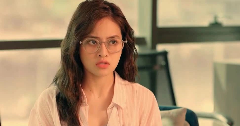 Thùy Anh gây tranh cãi khi yêu Mạnh Trường trong phim của VTV - 1