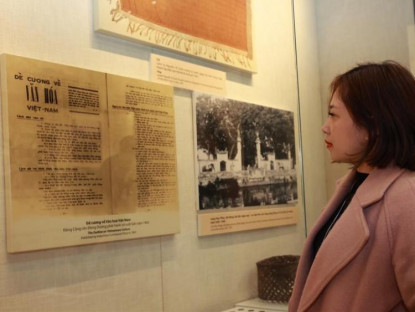 Tổ chức Triển lãm ảnh Kỷ niệm 80 năm Đề cương về văn hóa Việt Nam