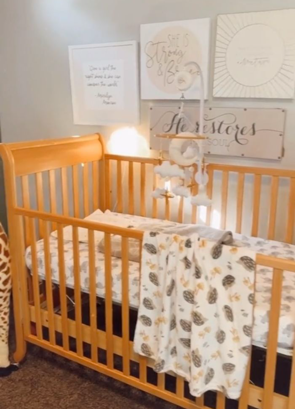 Tăng 30kg khi mang thai, Múi Xù ngồi xe lăn đi mua đồ cho con sắp chào đời - 3