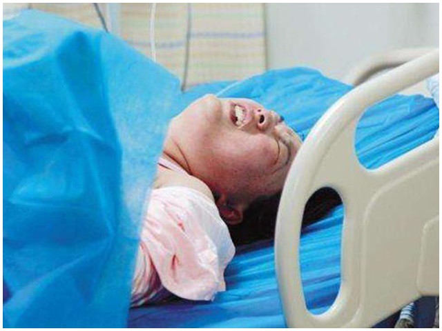 Chồng bị liệt nhiều năm, vợ bất ngờ mang thai khiến nhiều người nghi ngờ và cái kết rơi nước mắt - 2