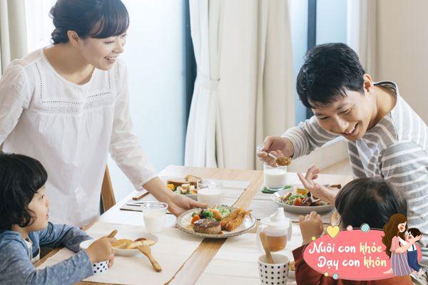 Chiêu của mẹ khiến con thay đổi tính ích kỷ, trở thành em bé nhân cách tốt - 4