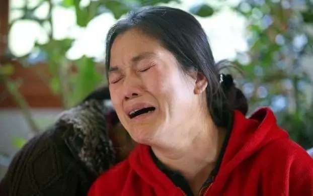 Chị dâu vô sinh còn ngoại tình mẹ tôi đuổi thẳng, 5 năm sau chị quay lại nói 1 câu bà ngất lịm  - 2