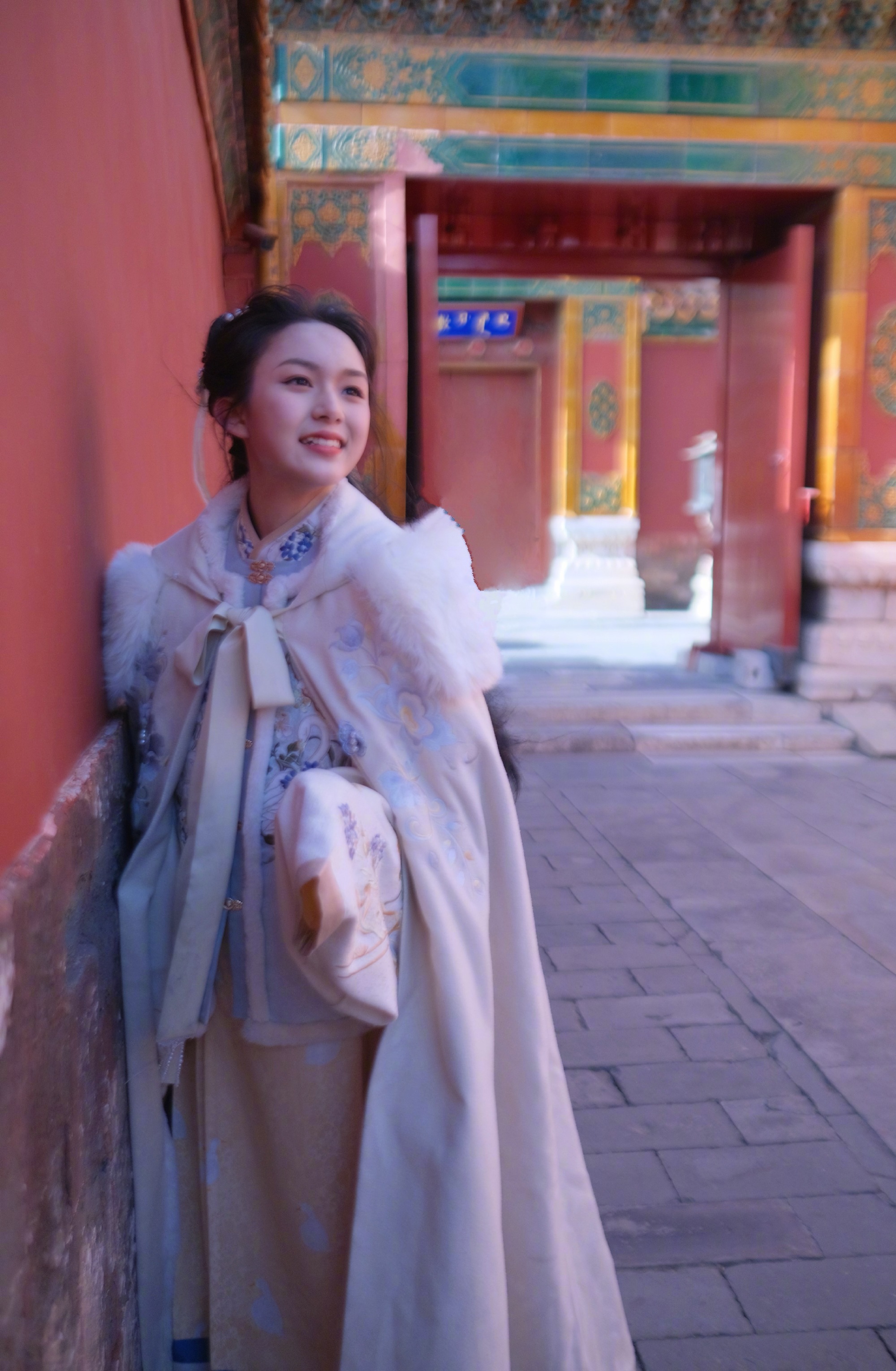 Bé gái xinh nhất Trung Quốc từng "bị cấm" phẫu thuật thẩm mỹ, giờ thế nào? - 5