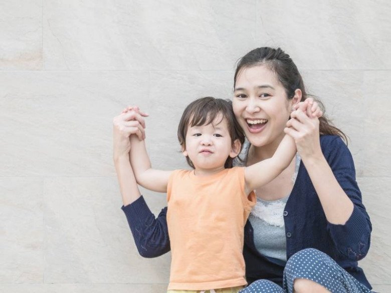 Con hỏi "Sao ngực mẹ to thế?”, tôi trả lời chuẩn như văn mẫu - 3