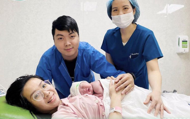 Thai phụ 29 tuần bị thiểu ối vẫn đón con chào đời khỏe mạnh - 1