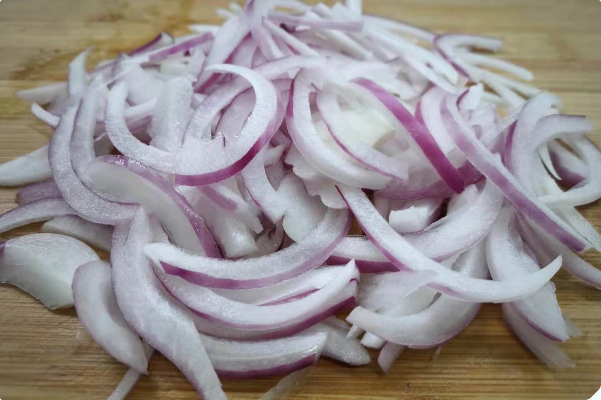 Đi chợ gặp “nữ hoàng rau củ” mua về nấu chung với trứng gà được món siêu bổ, chồng khen ngon, con ăn thun thút - 11