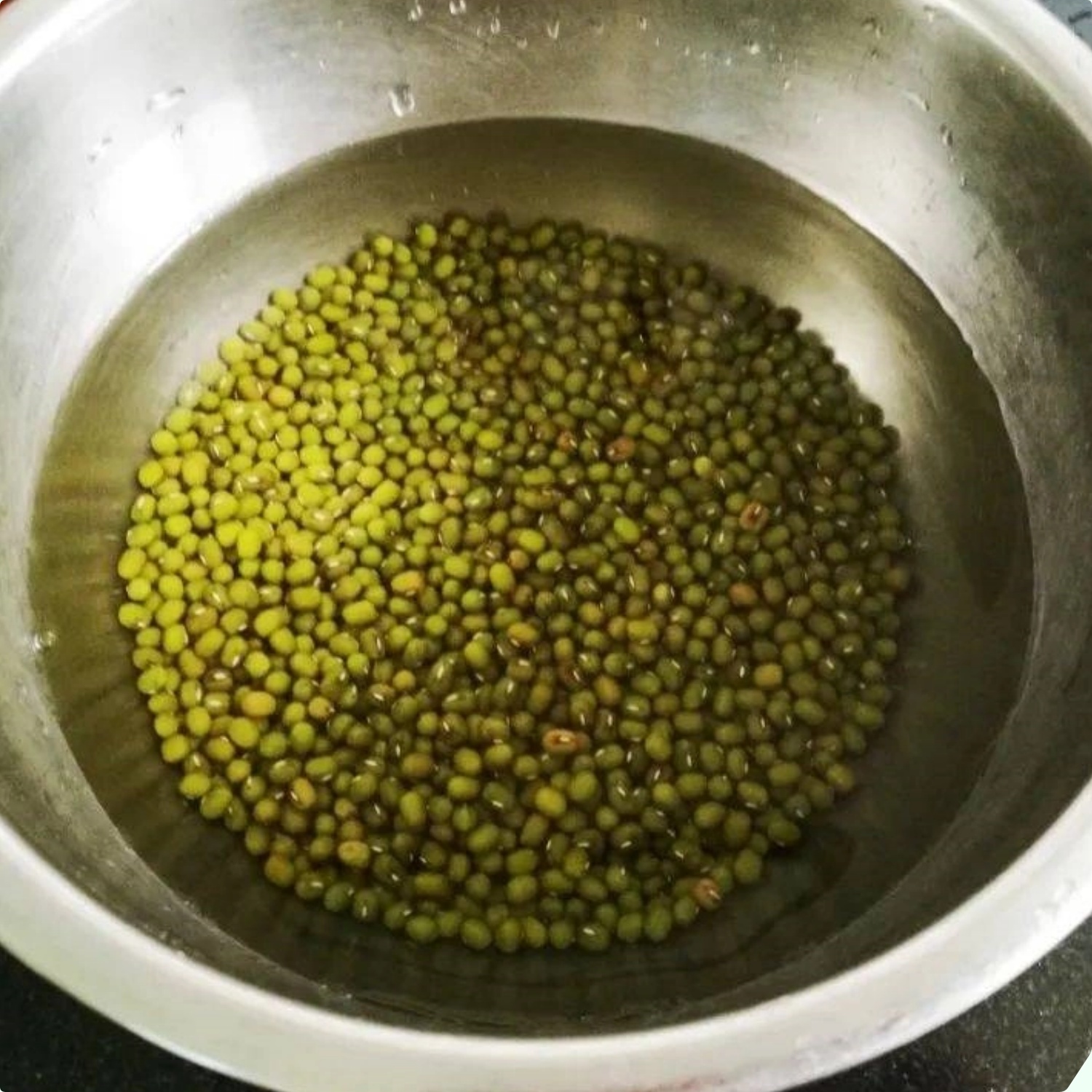 Mua giá đỗ nên chọn loại dài hay ngắn? Người trồng giá nói không quan trọng, đây mới là điểm mấu chốt - 10