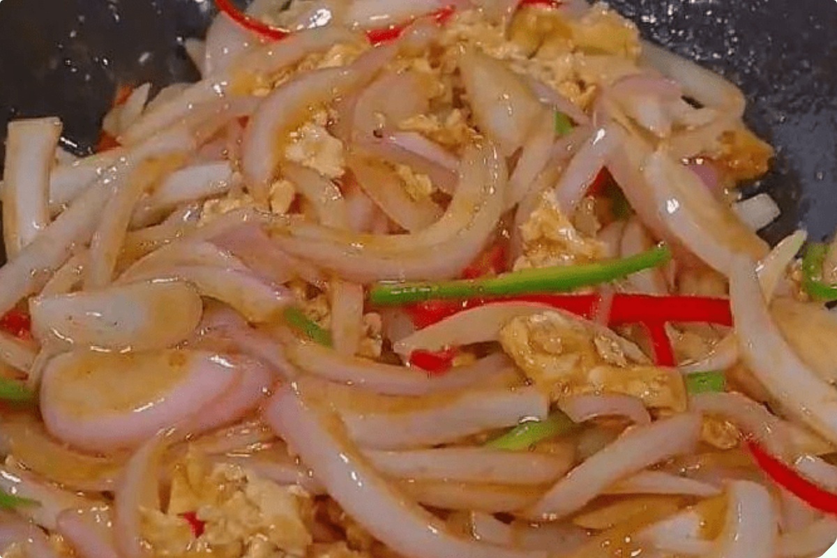 Đi chợ gặp “nữ hoàng rau củ” mua về nấu chung với trứng gà được món siêu bổ, chồng khen ngon, con ăn thun thút - 10