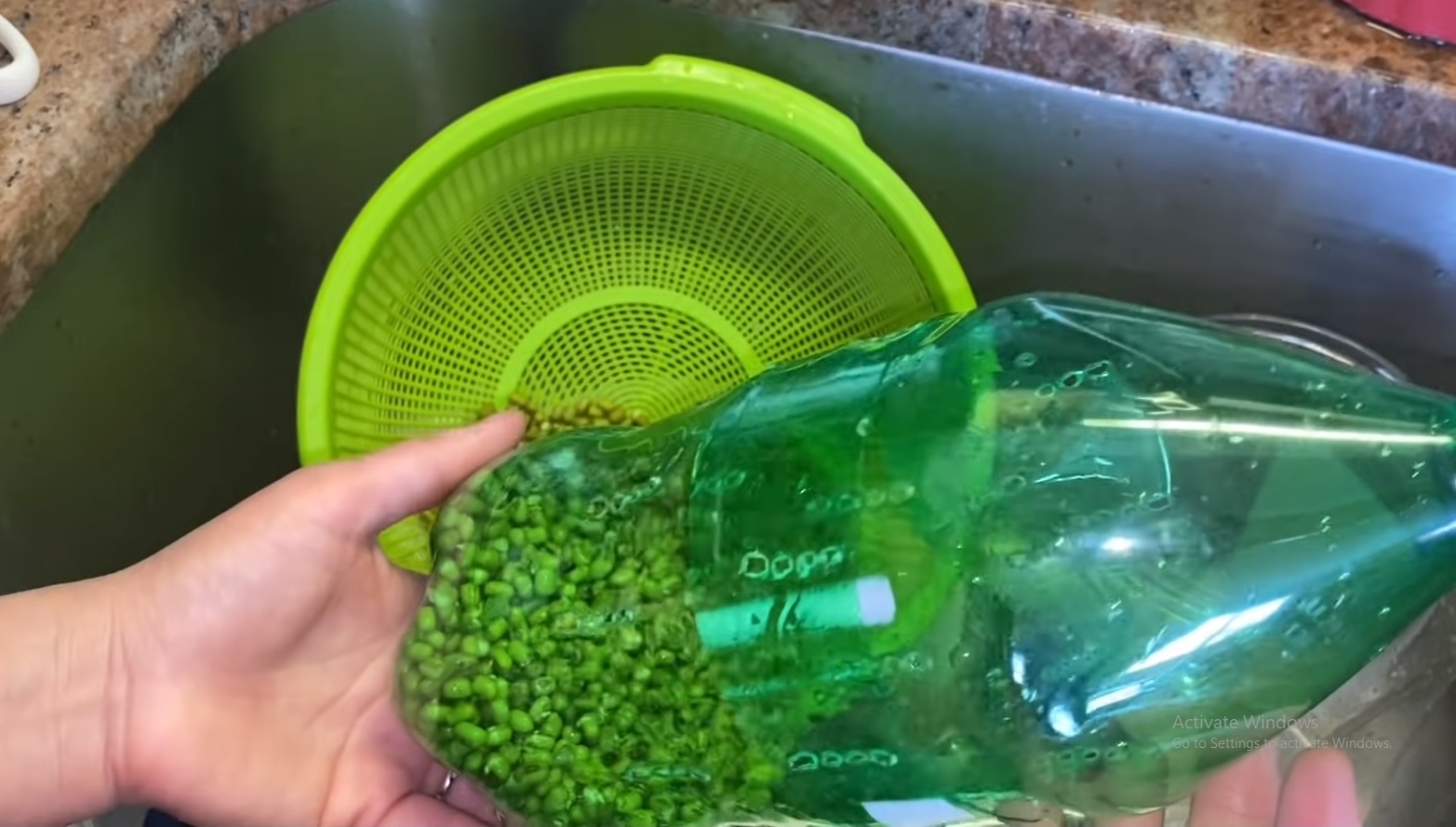 Mua giá đỗ nên chọn loại dài hay ngắn? Người trồng giá nói không quan trọng, đây mới là điểm mấu chốt - 11