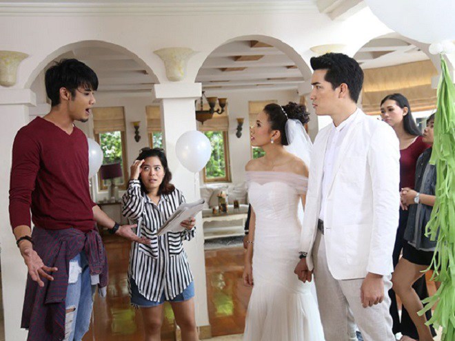 Anh trai tái hôn, thấy mặt bạn trai tôi trong đám cưới, hôn lễ của anh náo loạn cả lên - 2