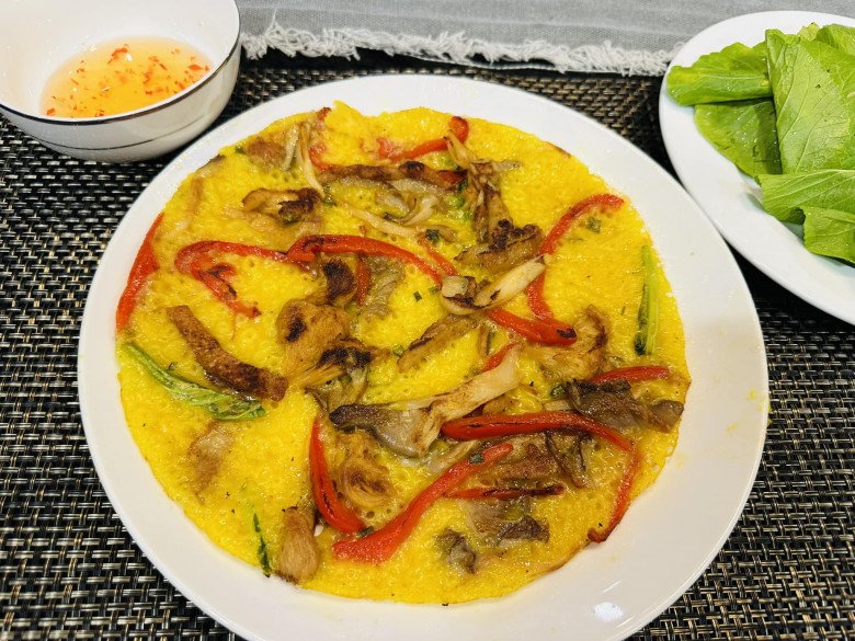 Nam MC từng cạo đầu đi tu khoe món bánh giòn "rùm rụm", nhìn qua ai cũng tưởng trứng rán! - 1