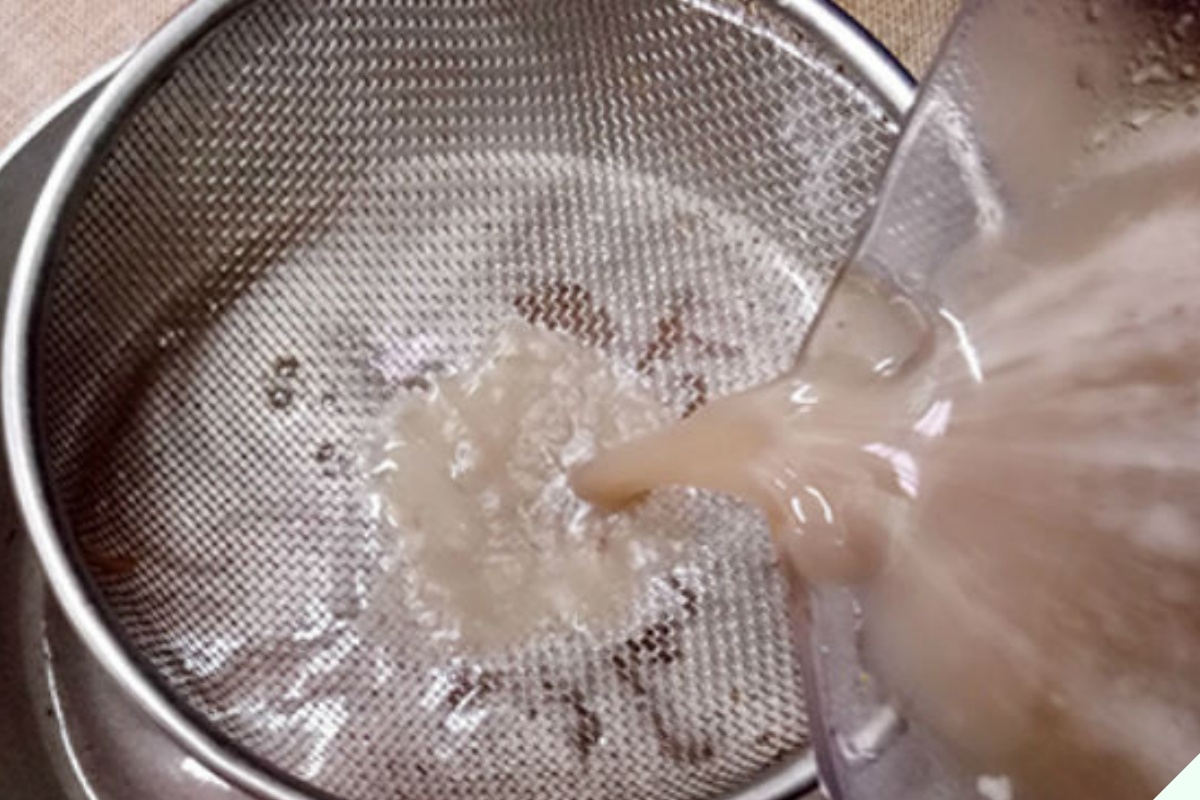 Mua cua đồng về chớ dại nấu luôn, ngâm ngay vào thứ nước này sán giun trong cua tự động bò ra nhung nhúc - 8