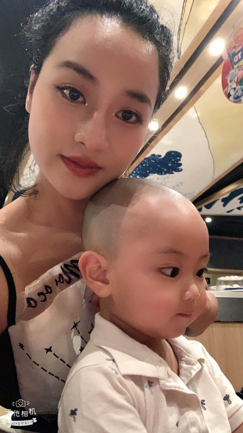 Người to như voi vì “ăn thùng uống vại”, hotgirl một thời bị chồng khóa trái cửa xa lánh, đi đẻ cả mẹ lẫn con nguy kịch - 6