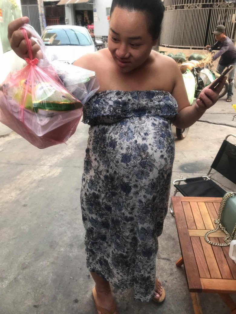 Người to như voi vì “ăn thùng uống vại”, hotgirl một thời bị chồng khóa trái cửa xa lánh, đi đẻ cả mẹ lẫn con nguy kịch - 2