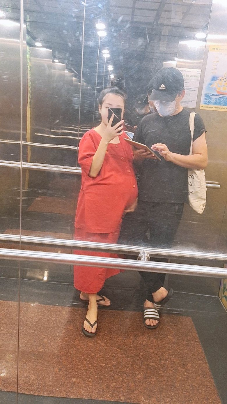 Mẹ bầu đang ngủ thì đau đẻ, chồng bất đắc dĩ đỡ đẻ cho vợ, bác sĩ chạy đến cửa phòng bé đã chào đời - 2