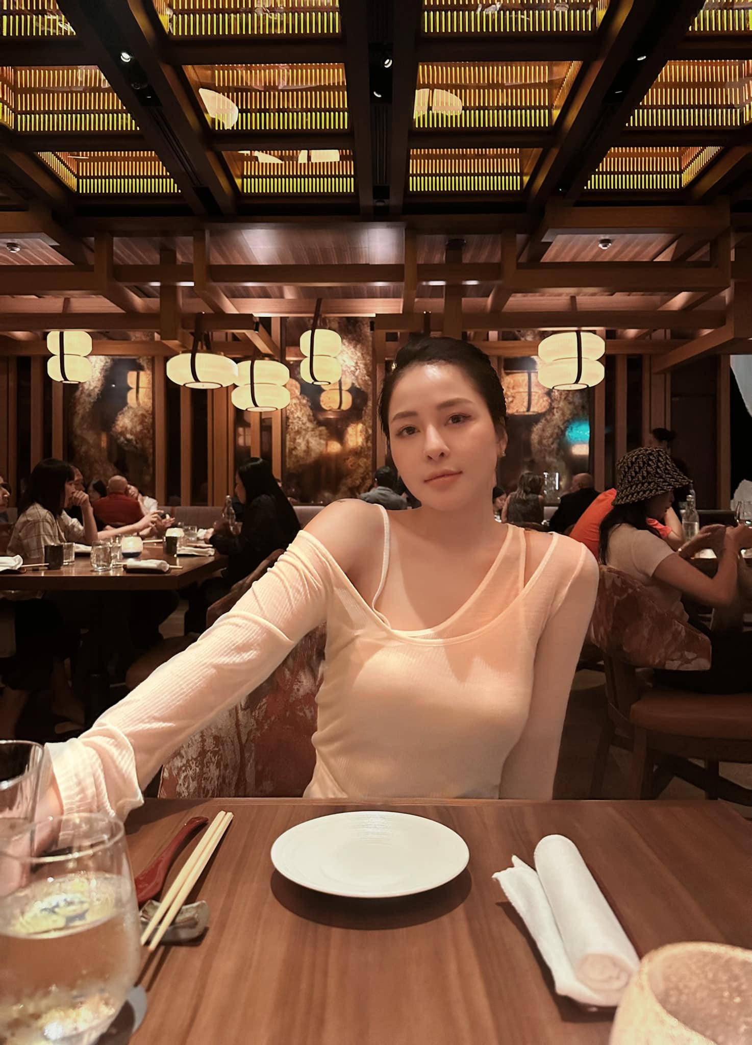 Đăng ảnh bên xe Audi, hot girl Trâm Anh vẫn "than thở" - 7