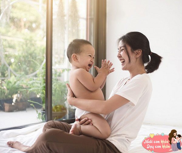 Trò chơi vận động cho trẻ sơ sinh 7 tháng tuổi phát triển toàn diện - 7