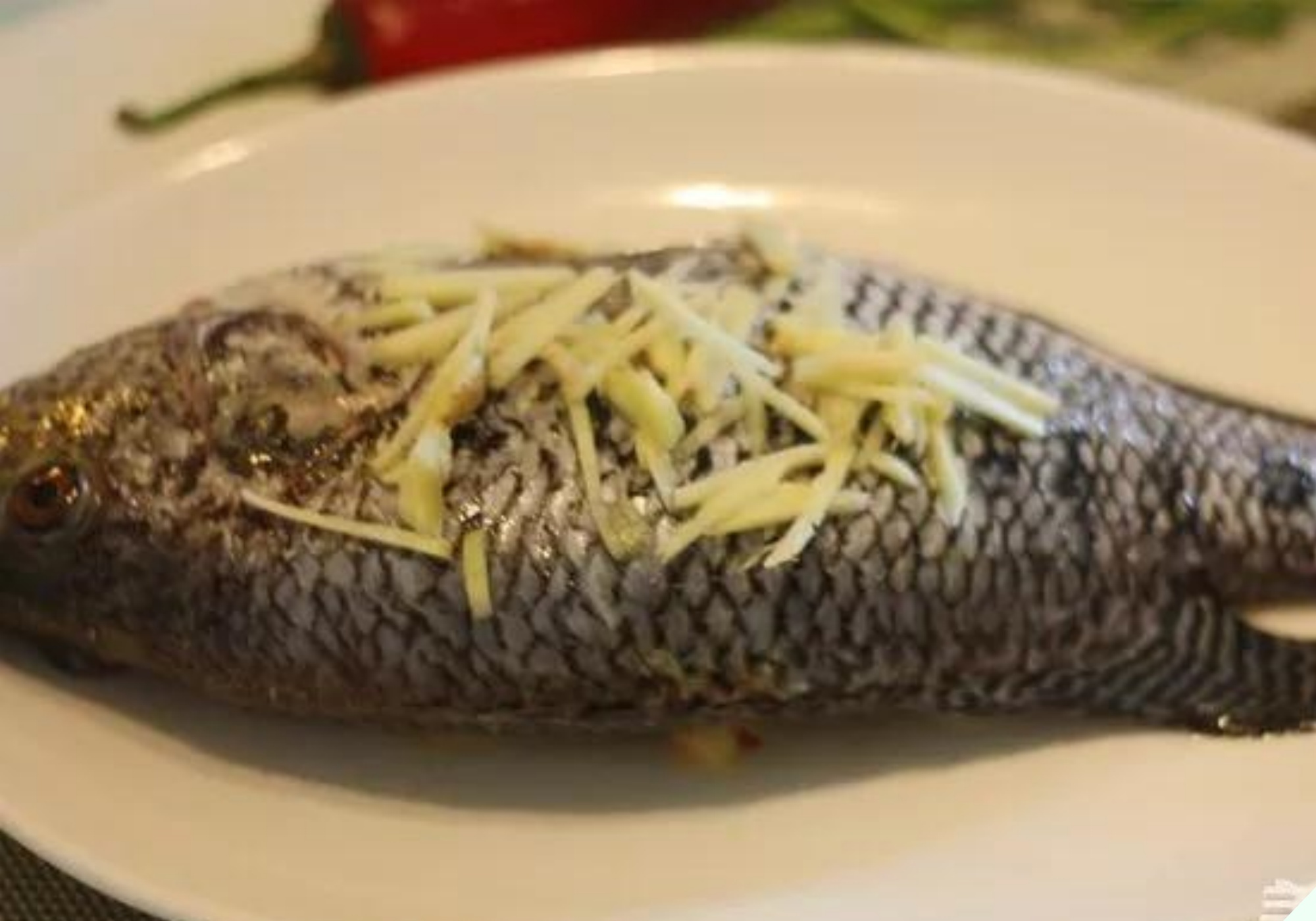 Ngâm cá trong nước này 2 phút rồi mới đem hấp sẽ thấy công dụng tuyệt vời, ai biết cũng vội học theo - 5