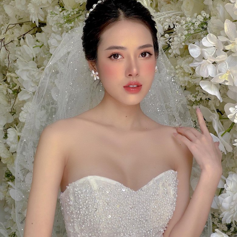 Mệt mỏi vì ốm nghén suốt thai kỳ, mẹ bầu vẫn quyết sinh thường, sau sinh giảm 12kg vì có quá nhiều sữa - 1