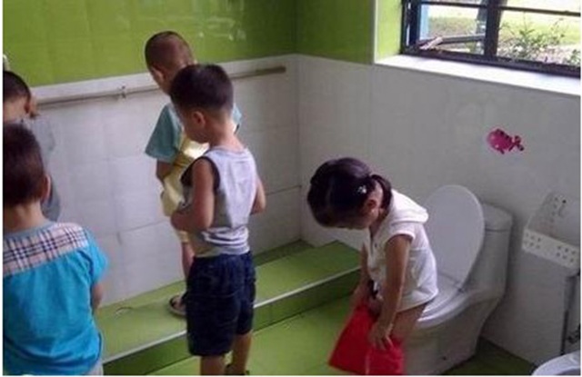 Cô giáo đăng ảnh khen học sinh tiếp thu bài rất tốt, phụ huynh xem xong đồng loạt đòi cho con nghỉ học - 1