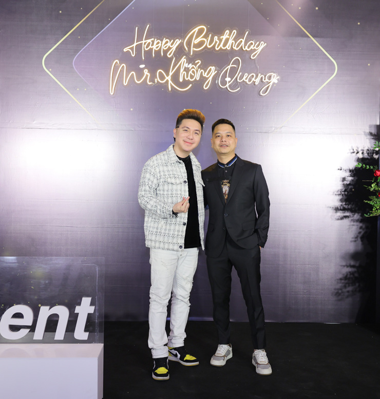 Tiệc sinh nhật hoành tráng của ông bầu mát tay, loạt sao Việt nô nức tới dự - 1