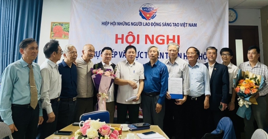 Hiệp hội Những người lao động sáng tạo Việt Nam tổ chức Hội nghị trực tiếp và trực tuyến toàn quốc - 1