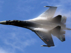 Quan chức Ukraine nêu sự vượt trội của chiến đấu cơ Su-35 Nga trong xung đột