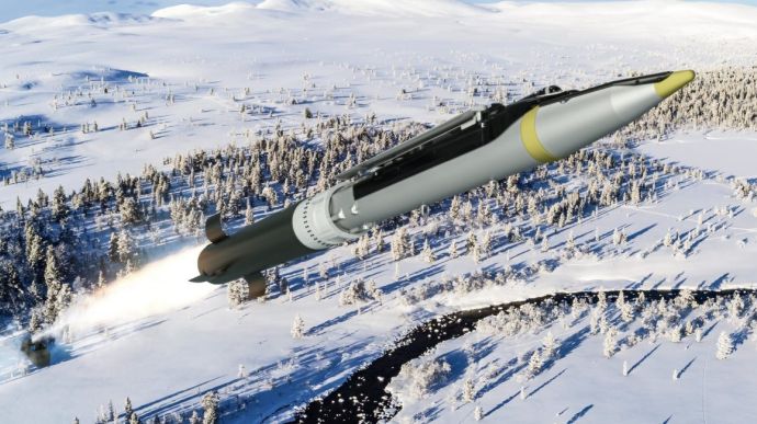 Nga tuyên bố lần đầu đánh chặn bom lượn thông minh Ukraine phóng từ hệ thống HIMARS - 1