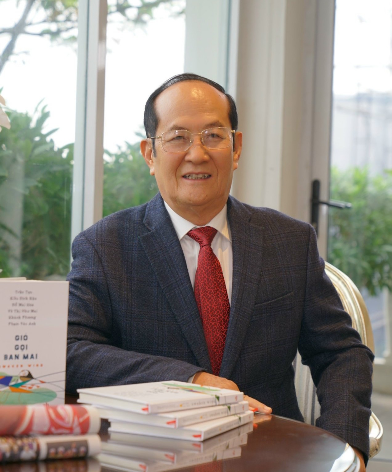 Tiếp tục học tập, nghiên cứu, nhận bằng Tiến sĩ ở tuổi 75 - 3