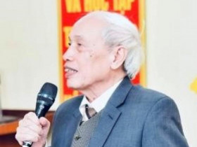 Cảm nhận về thơ Đặng Quốc Việt