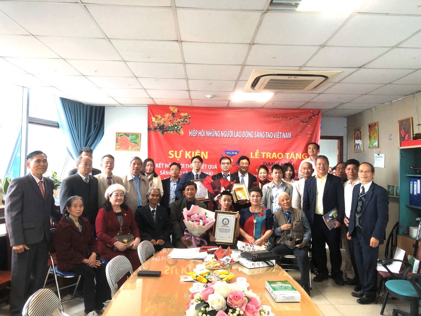 Hiệp hội Những người lao động sáng tạo Việt Nam tổ chức hội nghị Kết nối, giới thiệu kết quả sáng tạo và lễ trao Danh hiệu Ngôi sao sáng chế IPSTAR; Bằng kỉ lục thế giới GUINNESS - 5